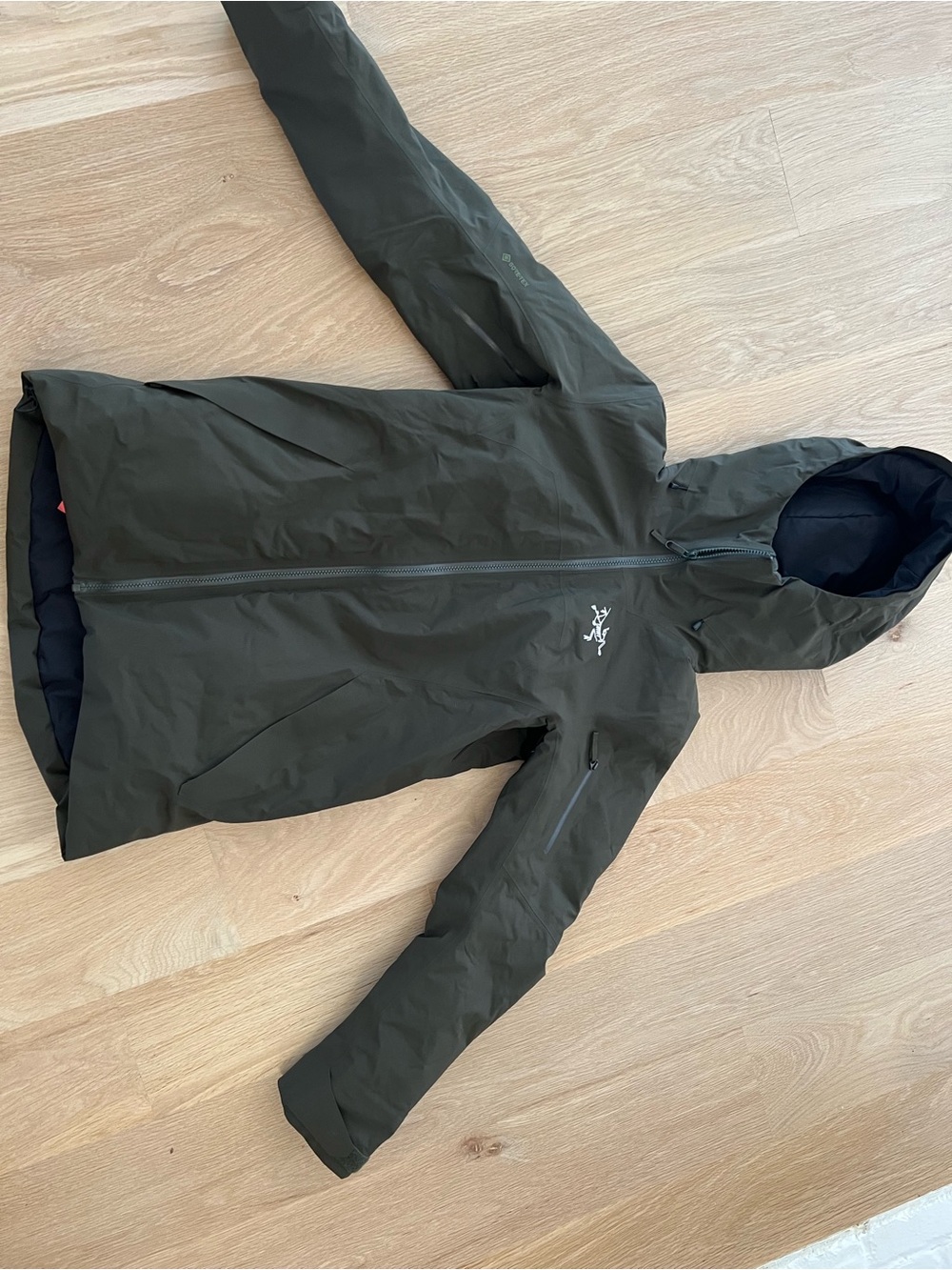 Arc'teryx women’s Beta Insulated Jacket in Olive